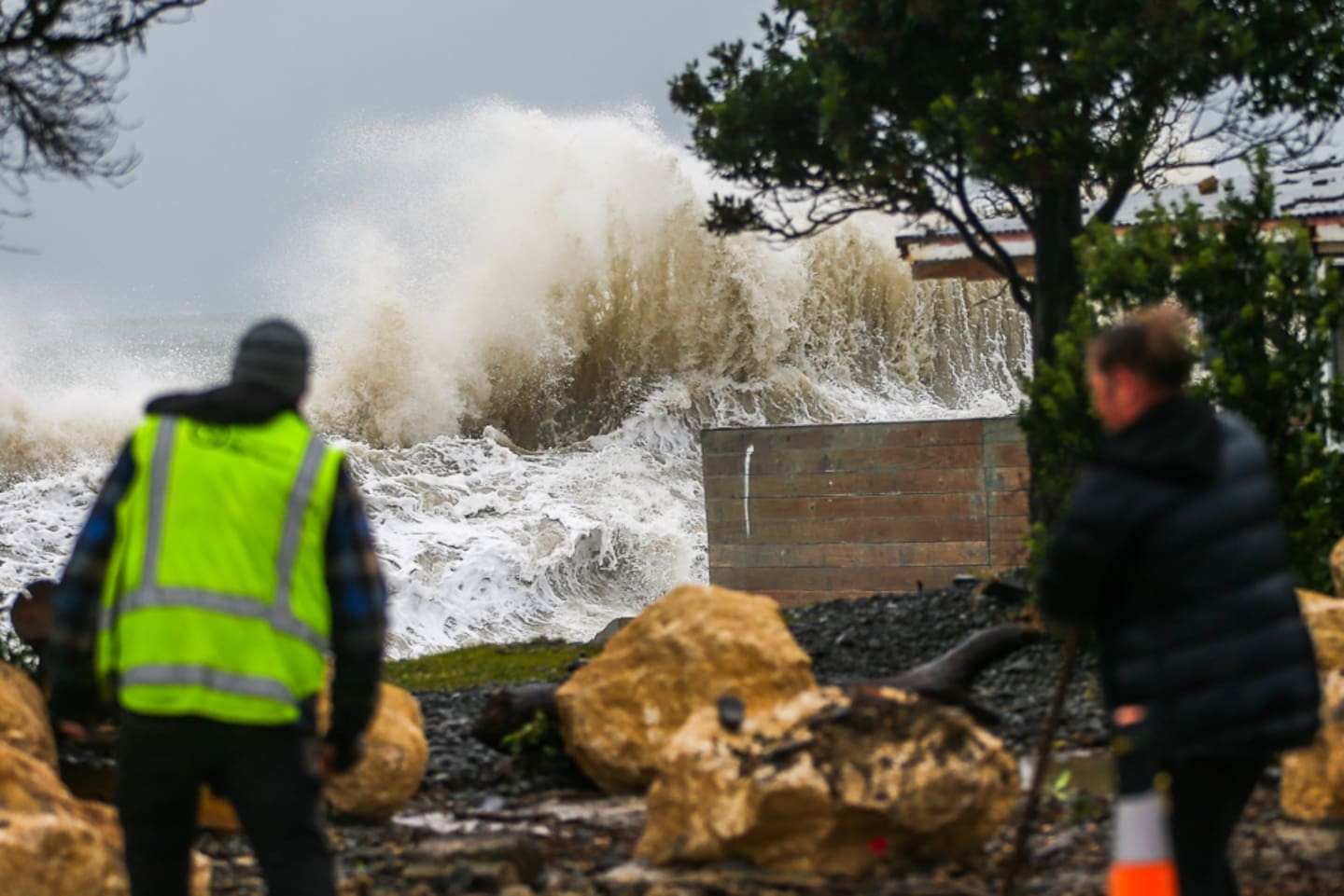 Cyclone warning: Hastings mayor tells coastal residents to consider evacuating