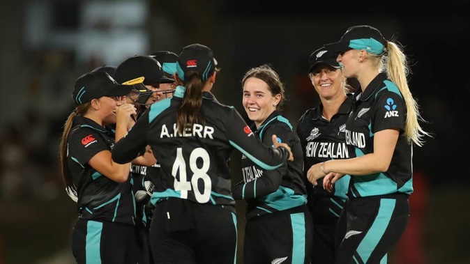 Fran Jonas and the White Ferns celebrate a wicket. Photo / Getty