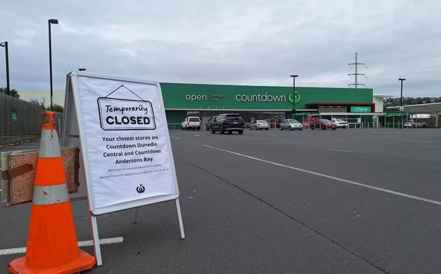 Dunedin Countdown postponed yet again after another rat discovered