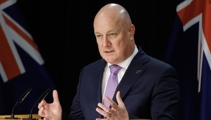 ‘We’re friends with both’ - PM speaks after NZ decision on Palestinian statehood