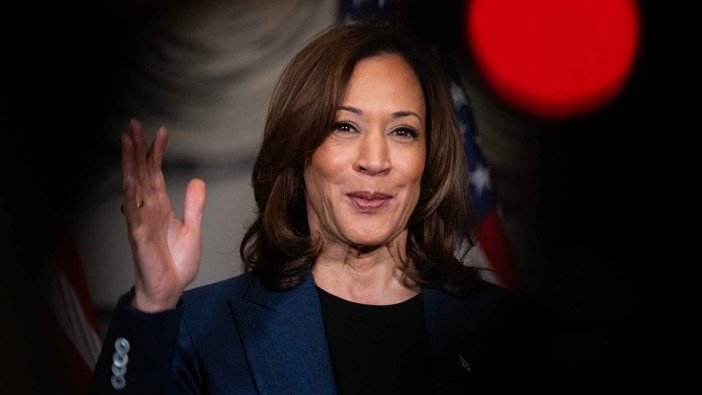 US Vice-President and Democratic Presidential candidate Kamala Harris speaks to members of the press at a local hotel in Houston, Texas on October 25, 2024. (Photo by ROBERTO SCHMIDT / AFP)