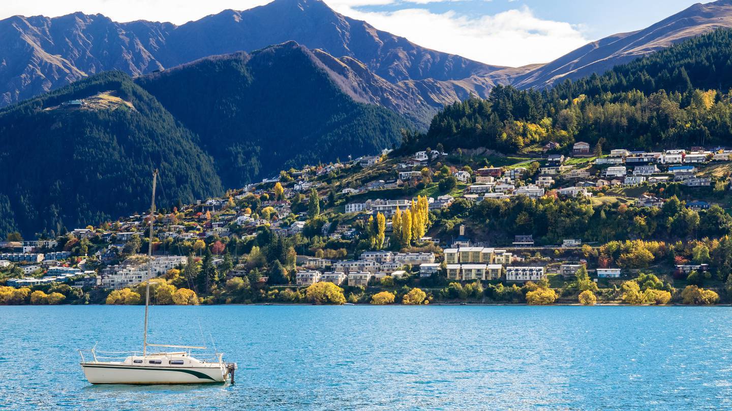 Aucklanders and Wellingtonians are fleeing their cities for the provinces. (Photo / 123RF)