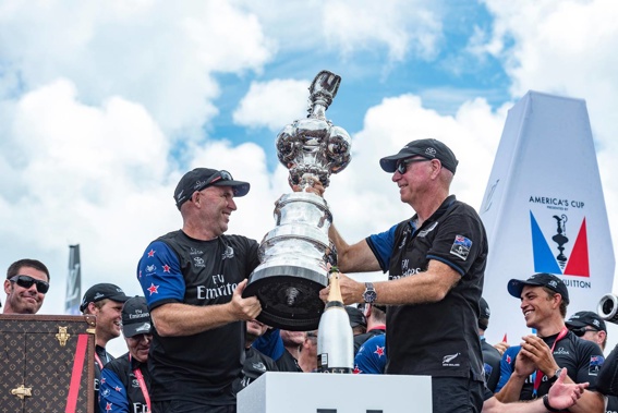 Ray Davies and Sir Stephen Tindall hoisting the America's Cup in Bermuda. (Photo / Photosport)