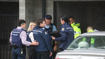 Crown says Auckland murder victim removed knife from body, stabbed attacker before dying