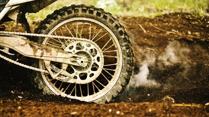 The remainder of the day's racing was cancelled after the crash.