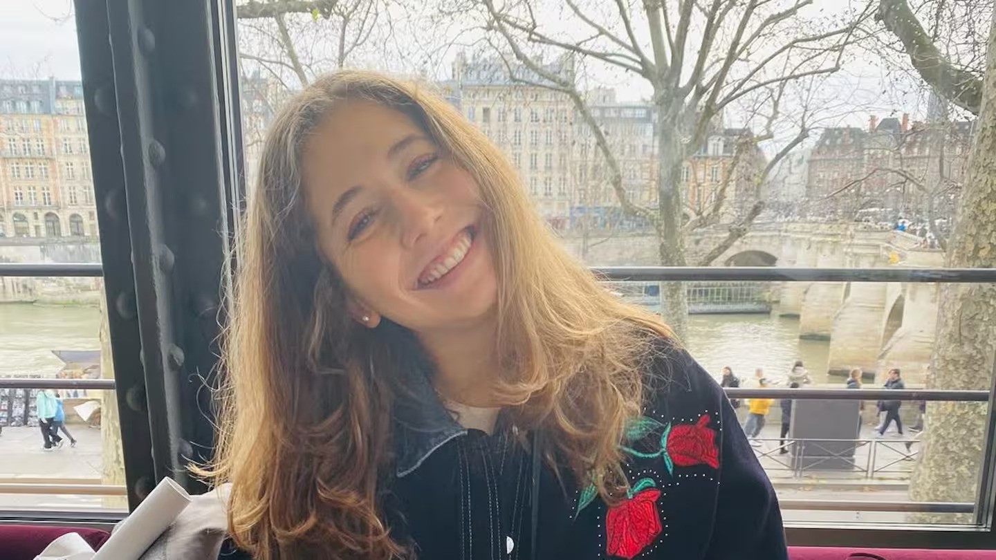 Parents face manslaughter charges after teen kills tourist with statuette thrown off balcony