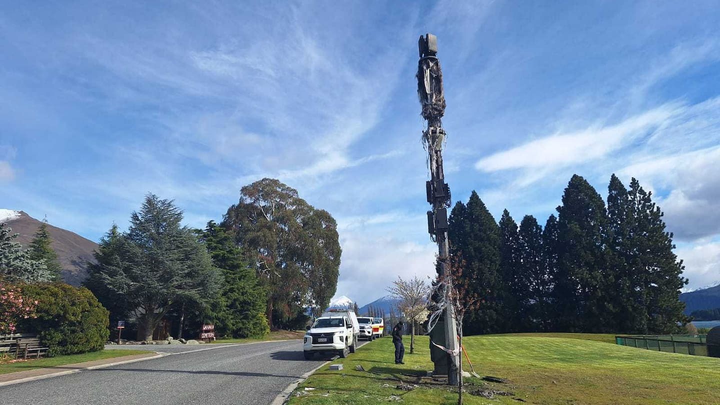 Damage from one of the suspicious cellphone tower fires in Wānaka. Photo / Vera Alves