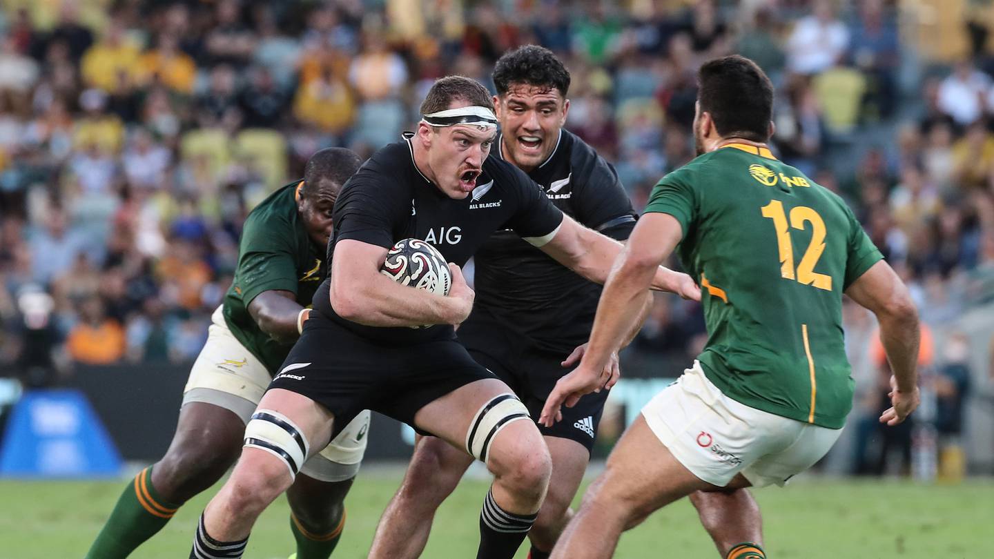 Brodie Retallick runs the ball against the Springboks during last year's Rugby Championship. (Photo / Photosport)