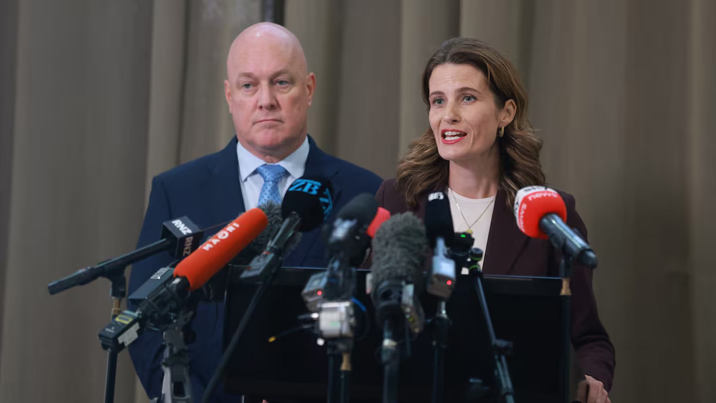 New polling reveals what Kiwis really think about public ser