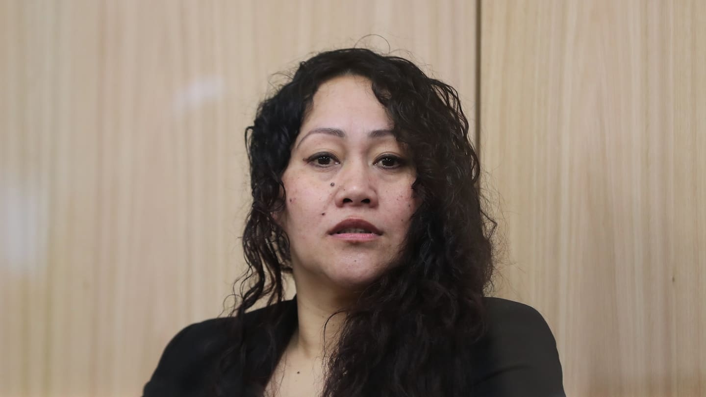 Killer mum fights prison phone cap, saying 30 mins a day isn't enough time to talk to whānau