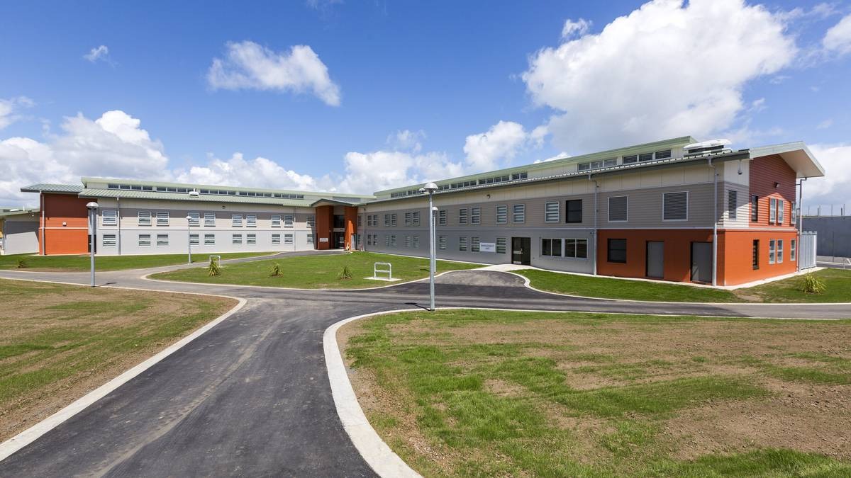Police confirmed they were responding to an incident on Kiwi Tamaki Rd in Wiri, the address for the Auckland South Corrections Facility.