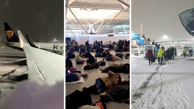 'Absolute scenes': London airports struggled to clear snow and passengers after a cold weather event. Jake Threadgould; Brasov Andy; Harry Baldock