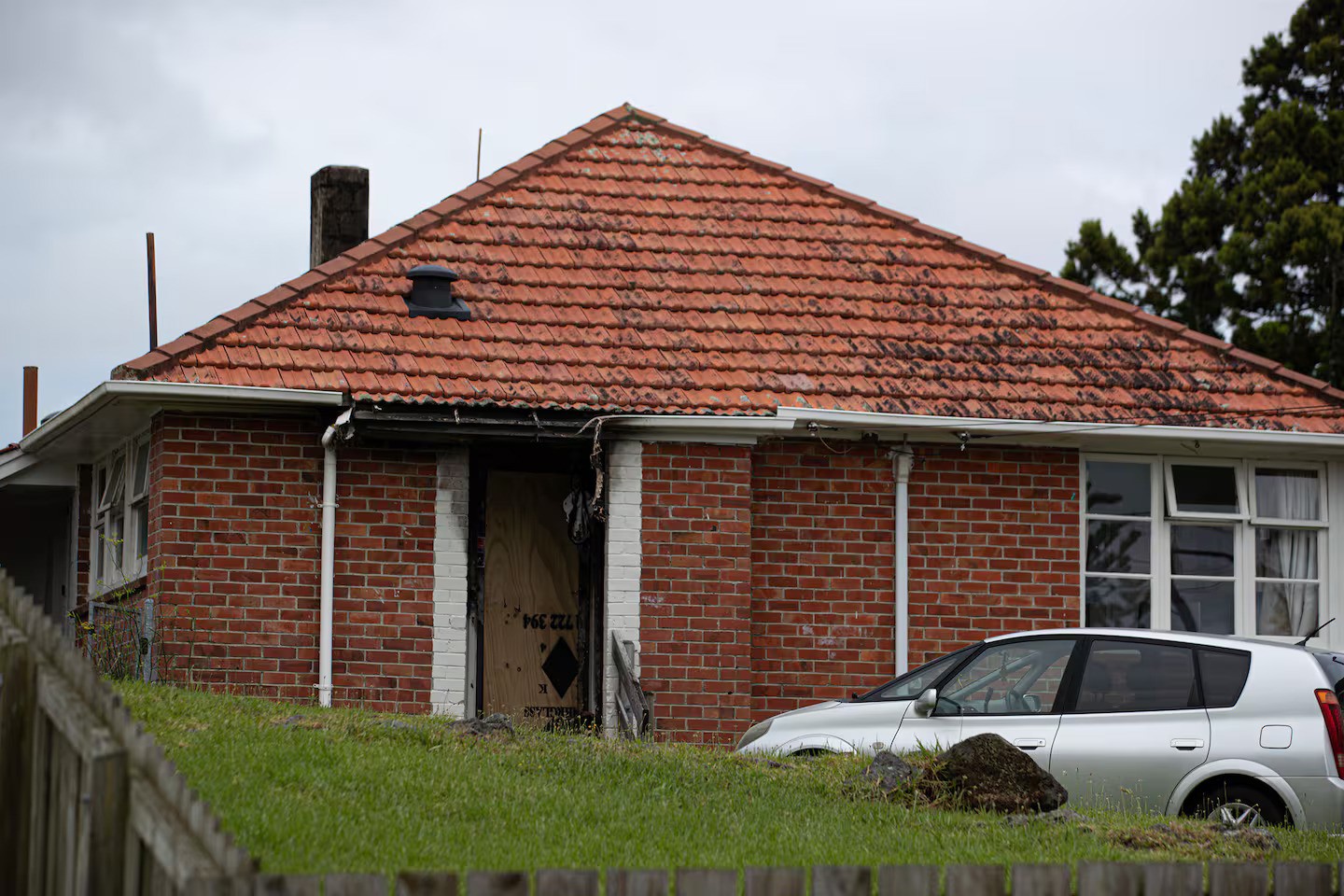Police investigating suspicious fire in central Auckland suburb