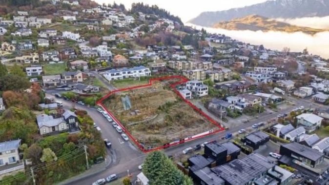 A development site for sale, outlined in red, on the corner of York and Hallenstein Sts. Photo / Mountain Scene