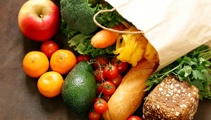 Cost of living pressures keep households pessimistic in confidence survey