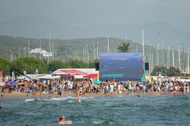 Scenes from the first preliminary race in Vilanova