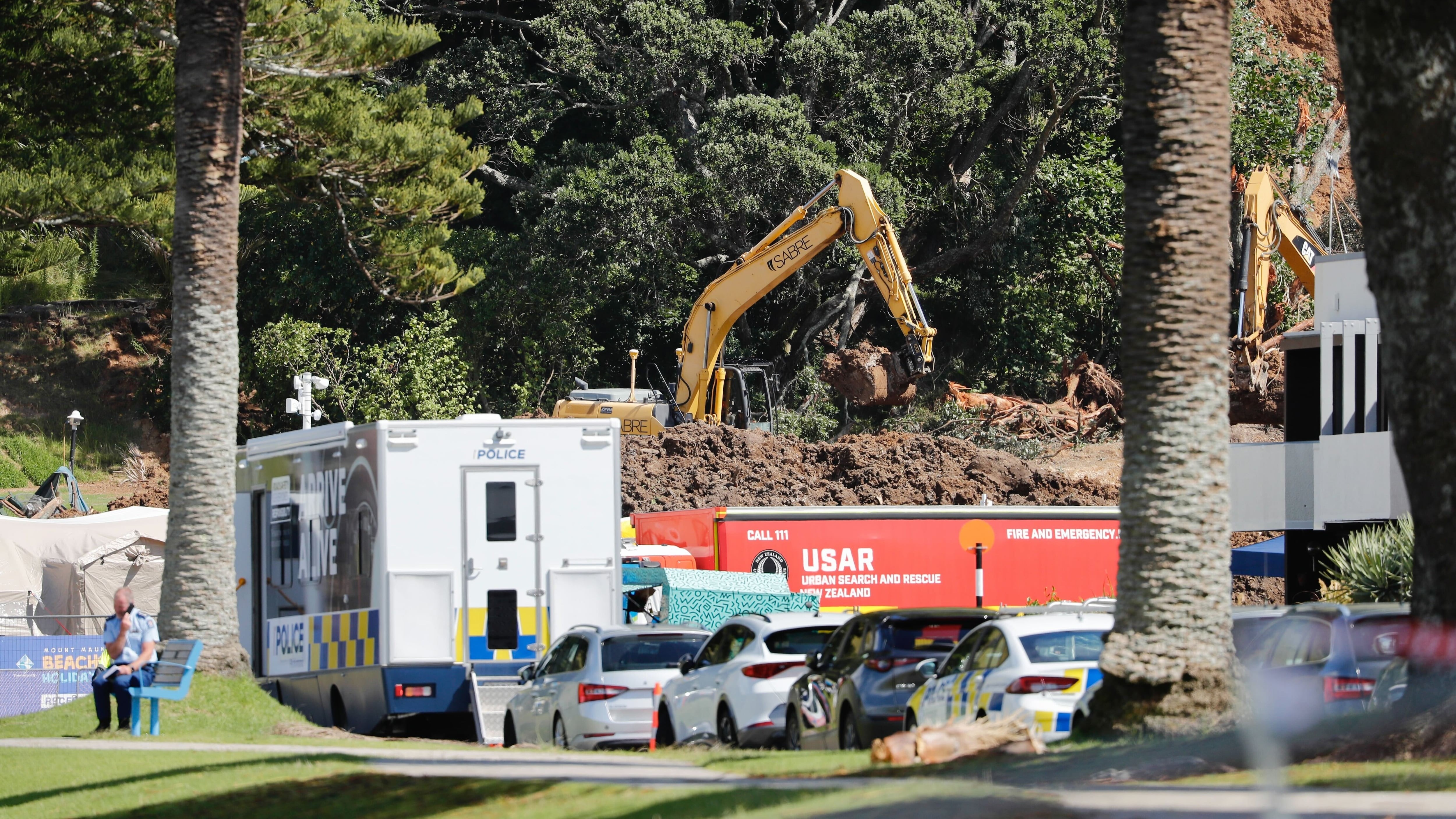 Live updates: Mount Maunganui recovery operation resumes