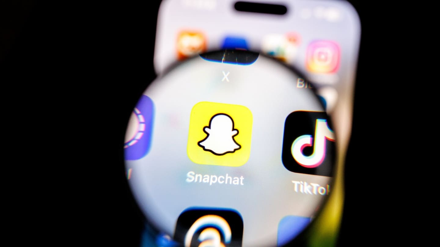 Clinton Dean Harvey, 39, contacted the 15-year-old victim on Snapchat. Photo / Getty Images