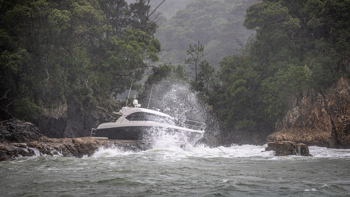 Wild waves and strong winds up to 90km/h lash North Island