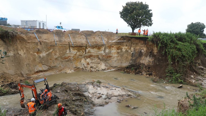 Work is being carried out to prevent further erosion of the Ohineangaanga Stream banks and to protect an exposed gas line.