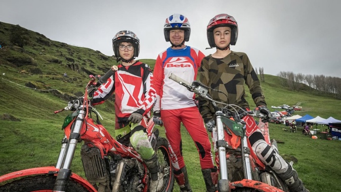 Billy McArdle (left), Warren Laugesen and Aksel McArdle at the 2025 North Island Trails Championship Rounds 5 and 6 in Napier. Photo / Connull Lang