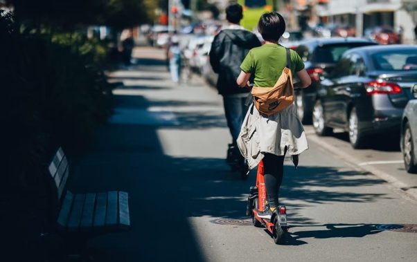 It is not known how many overpowered e-scooters are on the roads because they don't have to be licensed or registered. Photo / RNZ, Dom Thomas