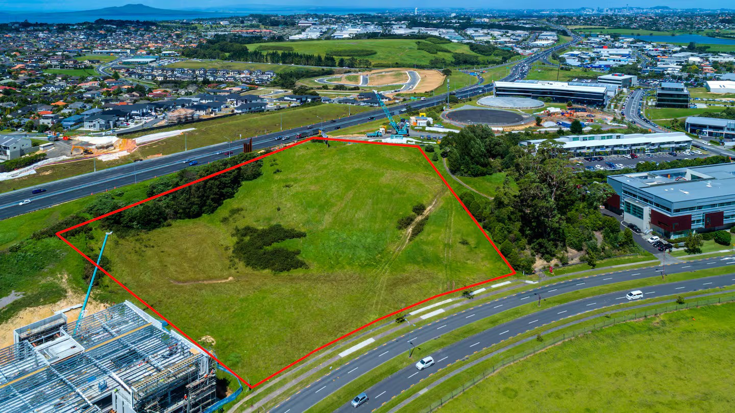 Kāinga Ora purchased this 1.5ha plot of land at 80 Don McKinnon Dr in Albany for nearly $20m in 2018. Six years on it remains vacant with construction yet to begin. Photo / Supplied