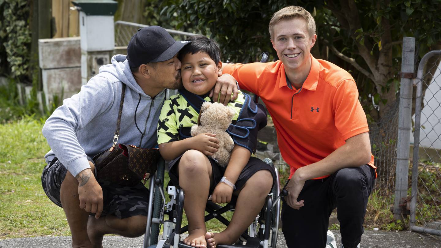 Charlie Toetoe hails Matthew Denton (right) as a superhero for saving his son Kharlo-Rae Pirini-Kiel's life. Photo / Brett Phibbs