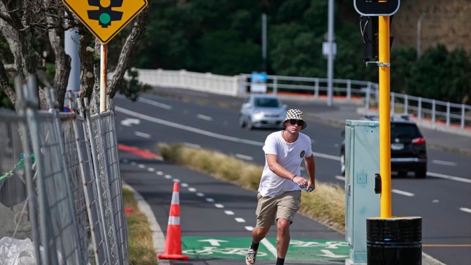 Traffic lights have been installed in the middle of a cycleway on Tamaki Drive in Auckland. Photo / Alex Burton