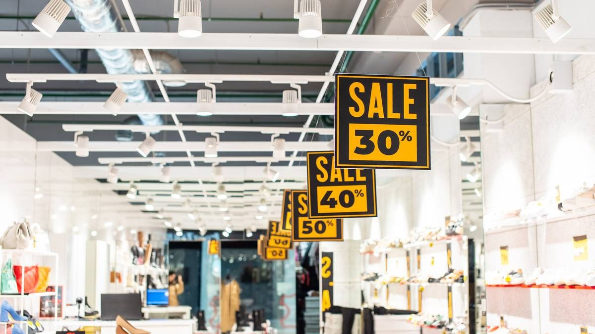 Why you might spend up large on Black Friday and what you can do to avoid? Photo / 123rf