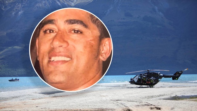 Leroy Kaaho aka Linkin Kisling (inset), and searchers on Lake Wakatipu. Photo / ODT