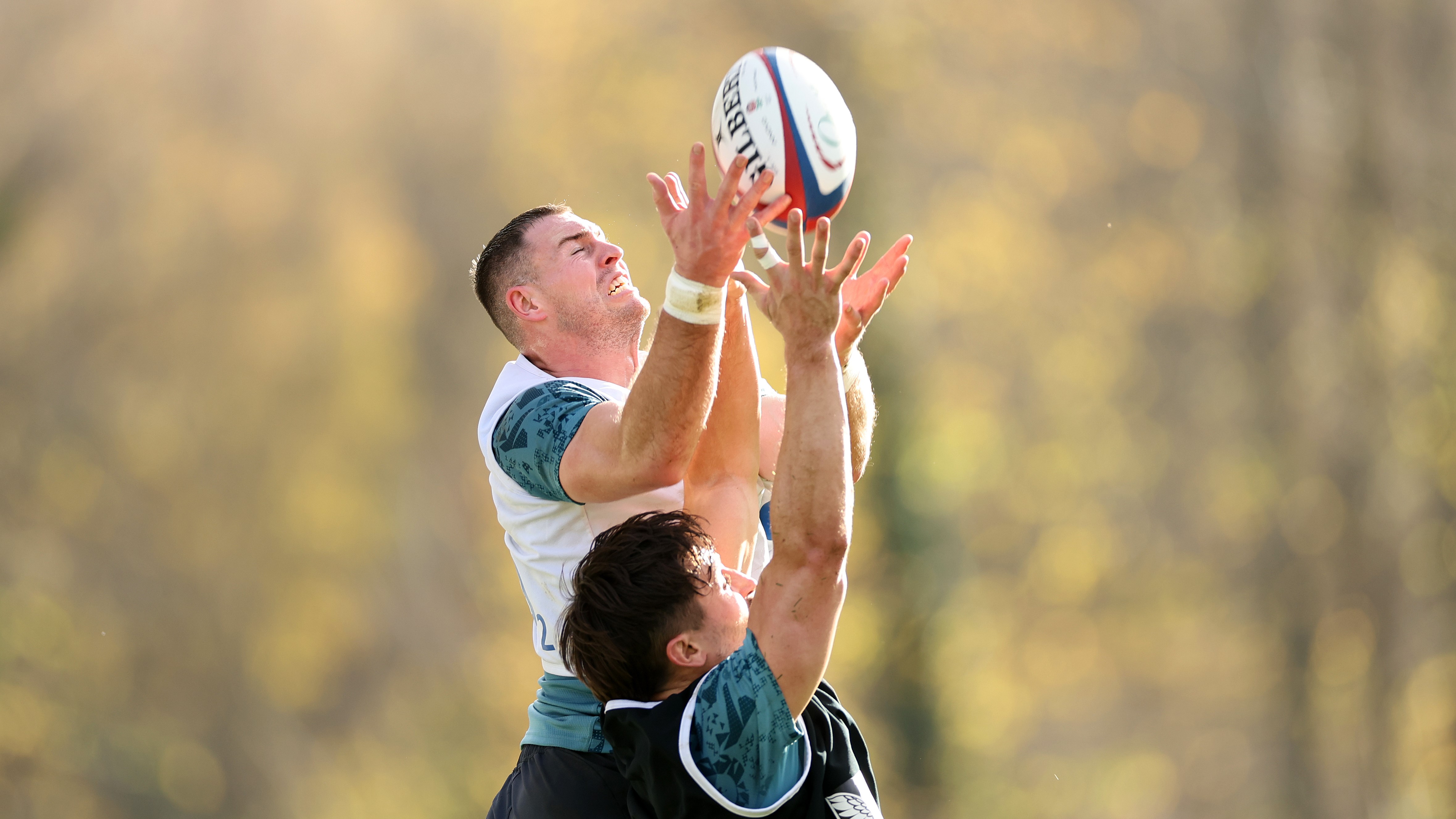 Can England utilise the highball well enough to defeat the All Blacks?