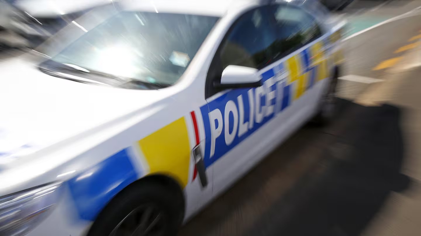 Driver dead after car hits tree in Far North