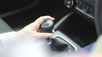 Jack Tame: Driving a manual is the real thing