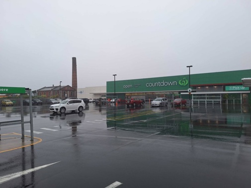 Customers returned to Countdown South Dunedin upon its reopening after 18 days of closures. Photo / Ben Tomsett