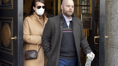 Juror No. 50, right, from the Ghislaine Maxwell trial, leaves federal court, in New York, Tuesday, March 8, 2022. (Photo / AP)