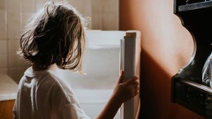 Oranga Tamariki has been ordered to pay more than $100,000 in legal costs over a battle to remove a Māori child from her Pākehā foster parents. Photo / Getty Images