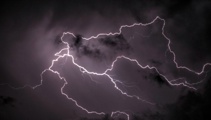400 lightning strikes illuminate Northland overnight
