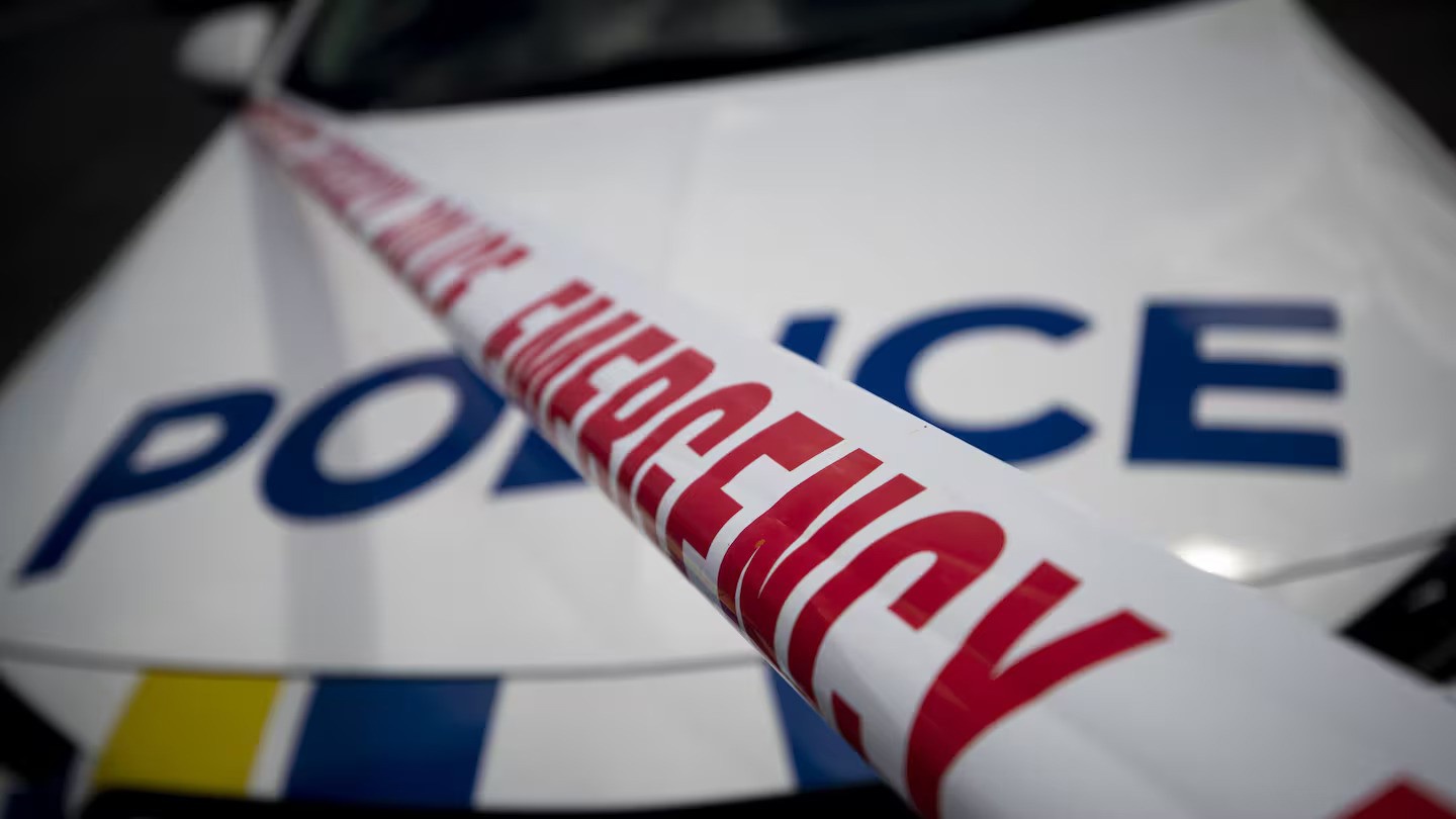 
                        Hastings crash : Driver seriously injured in single vehicle York Rd smash