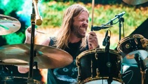 Foo Fighters cancel all concerts following Taylor Hawkins death