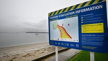 'Treat the threat as real': Kiwis wake to new mobile phone tsunami alert