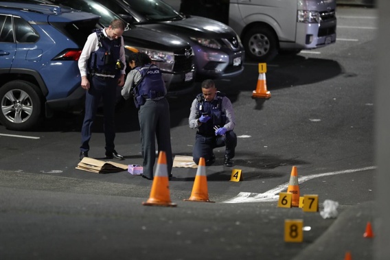 Police are investigating a grievous assault at the intersection of Cavendish Drive and Te Irirangi Drive in Manukau, South Auckland on September 4 2025. Image - Hayden Woodward