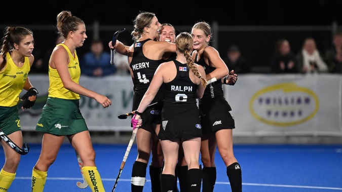 New Zealand celebrate Olivia Shannon's goal. (Photo / Photosport)