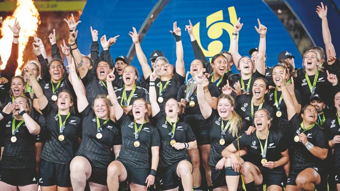 The Black Ferns celebrate the win in the Rugby World Cup 2021 final. Photo / Dean Purcell.