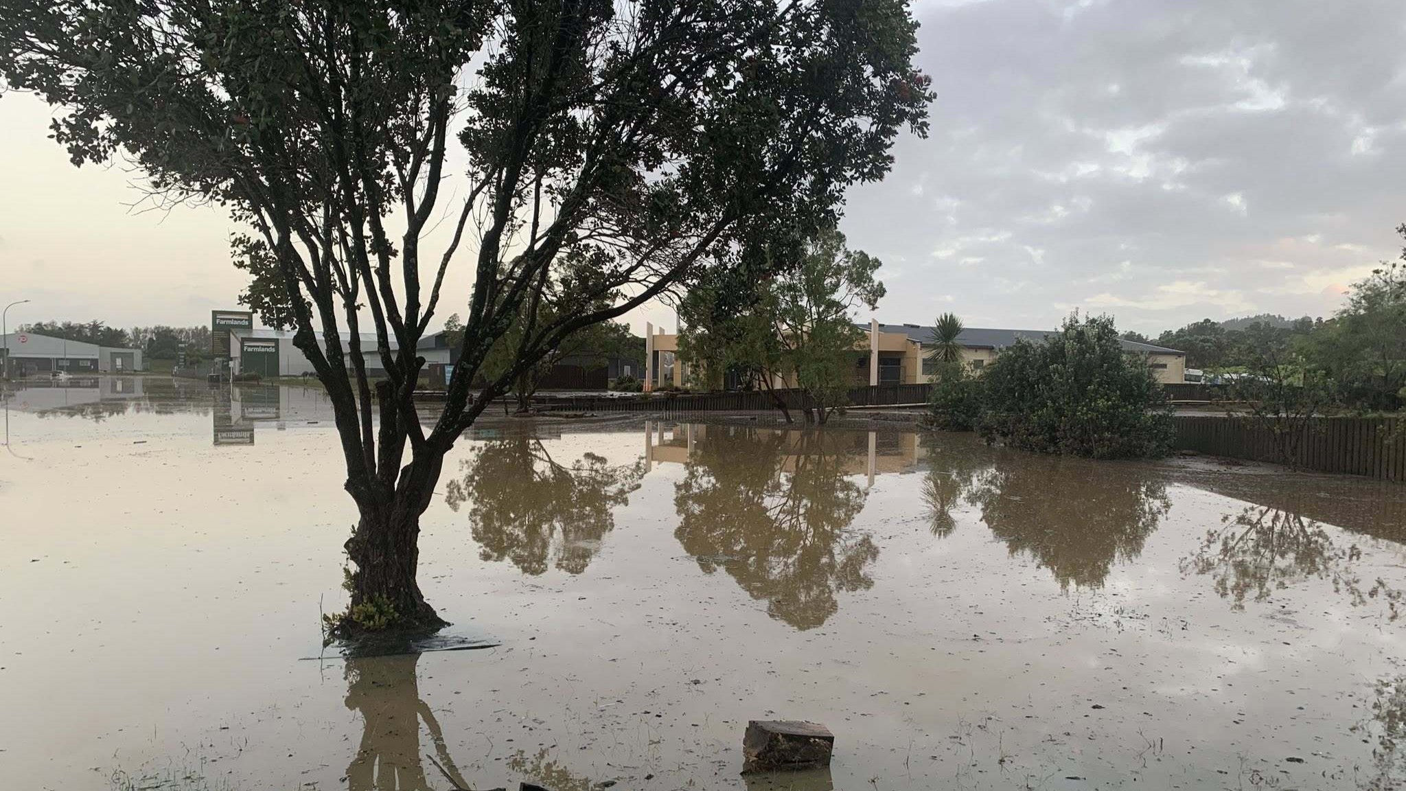 Live: Kaitāia residents awake to flooded town centre after about 500 residents evacuated overnight