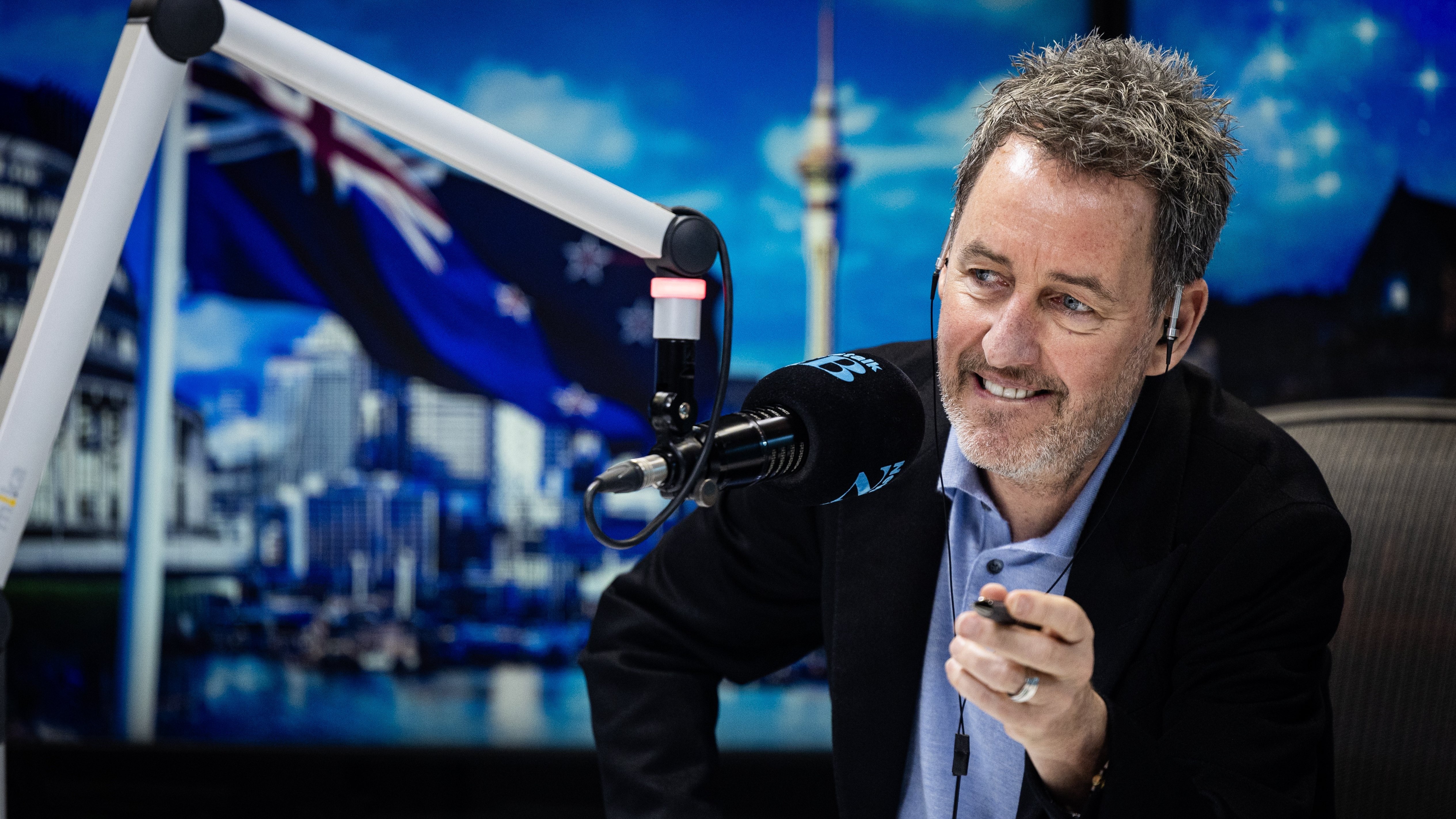 The Hits crashes the Mike Hosking Breakfast 