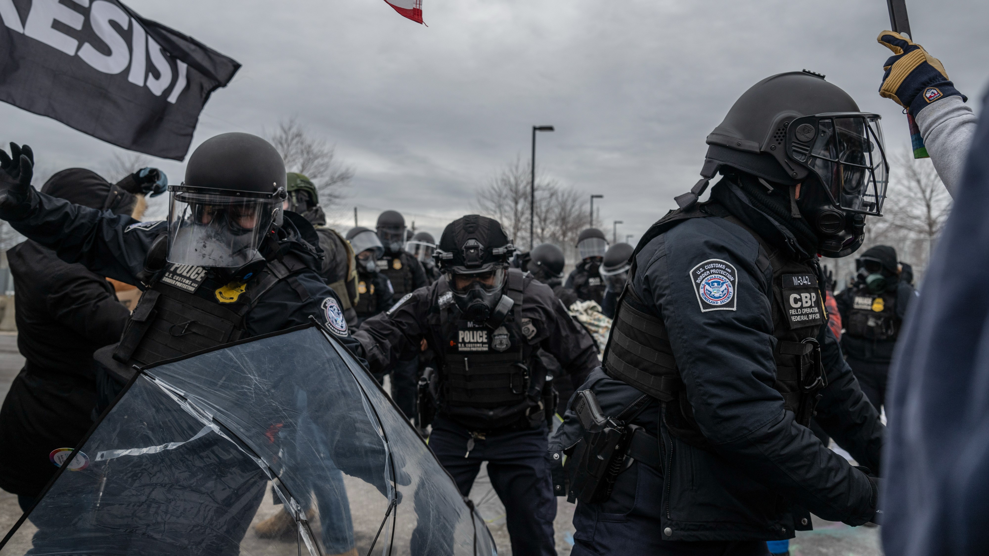 Trump threatens to deploy troops in Minneapolis as protests heat up 