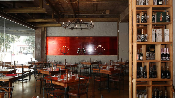 Downtown Auckland restaurant Vivace needs bums on seats now, says co-owner Mandy Lusk. Photo / Getty Images