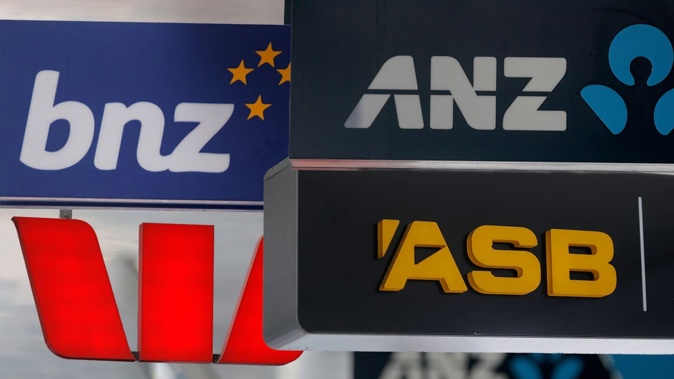More than 3500 borrowers switched $2.5 billion of mortgage debt between loan providers in June. Photo / NZME