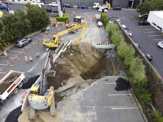 The collapsed sewer on St Georges Bay Rd in Auckland's Parnell. Photo / Watercare